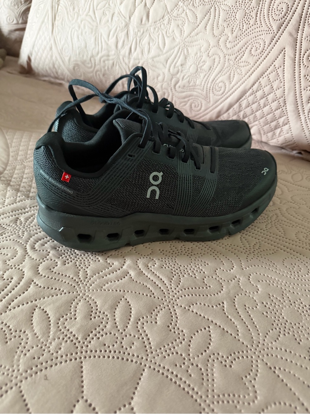 On Running Cloudmonster Men’s Running Shoes - Dark Green/Black